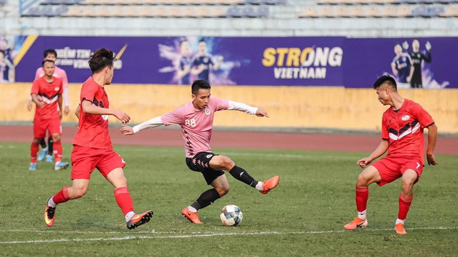 Hà Nội FC hòa Viettel 1-1, chờ tái đấu sau 3 ngày