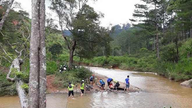 Giải marathon Dalat Ultra Trail 2020 bị hủy sau khi một VĐV bị lũ cuốn trôi