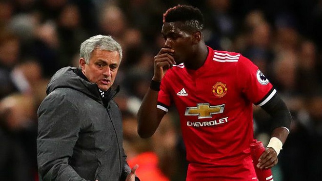 Mourinho: 'Tôi bối rối vì một số người quan trọng nói về vị trí của Pogba'