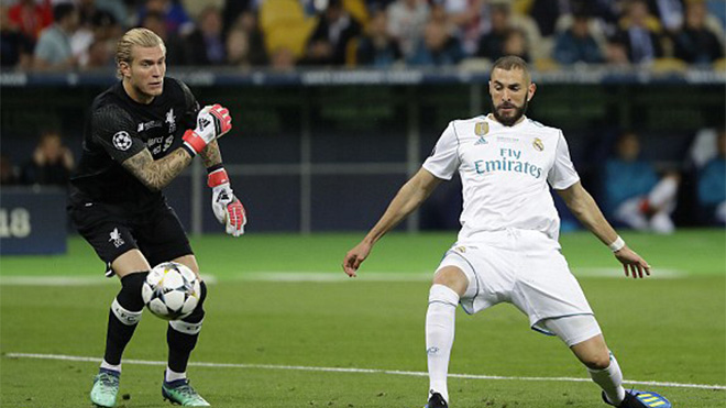 CĐV Liverpool phát điên vì thủ môn Karius bắt bóng như bán độ ở Chung kết Champions League