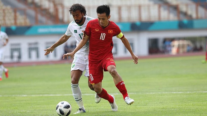 VIDEO: Chiêm ngưỡng bàn thắng mẫu mực của Văn Quyết trước U23 Pakistan