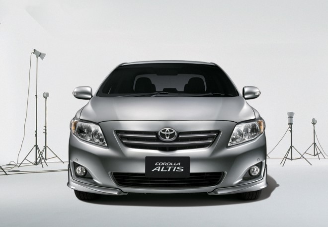 Toyota Việt Nam triệu hồi nhiều dòng xe vì lỗi túi khí