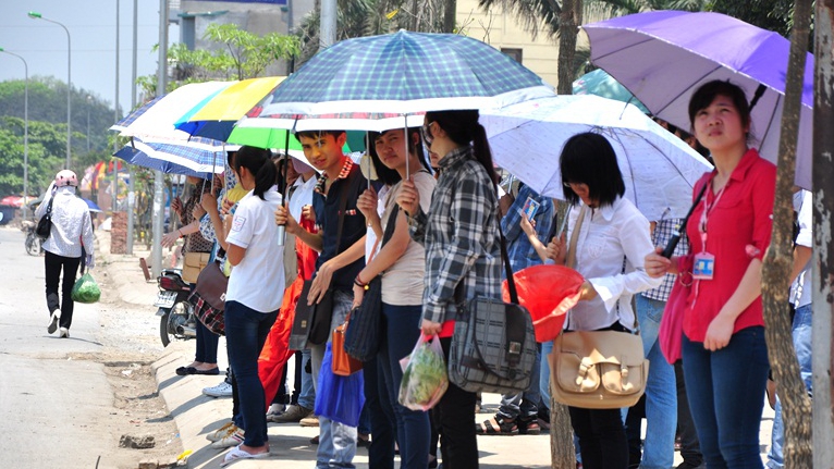 Bắc Bộ và Trung Bộ nắng nóng gay gắt vẫn kéo dài trong nhiều ngày tới, có nơi 41 độ C