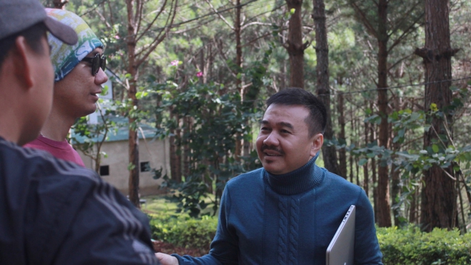 Đạo diễn Bá Vũ ra mắt phim 'Cha ma': Người làm phim kinh dị ở Việt Nam còn 'rón rén' lắm!