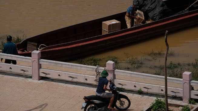 Kỷ luật cán bộ đồn biên phòng Móng Cái vì để hàng lậu vào nội địa