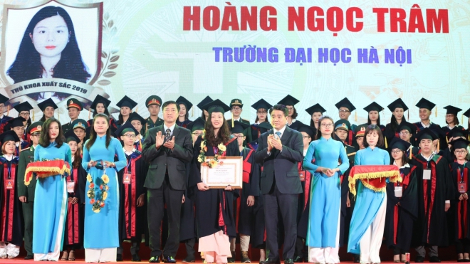 Tuyên dương 86 thủ khoa xuất sắc Thủ đô năm 2019