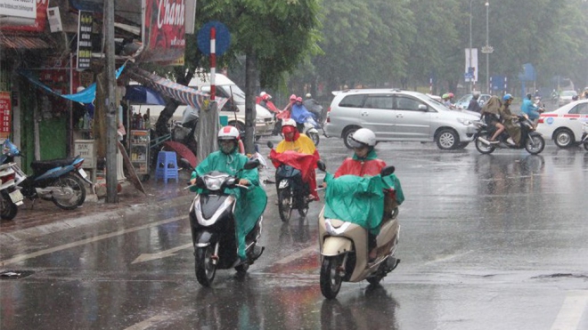 Thời tiết: Phía Tây Bắc Bộ, vùng núi phía Bắc có nơi mưa to về đêm và sáng sớm