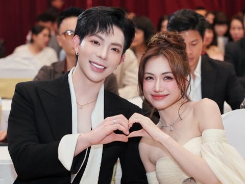 Ca sĩ Hoà Minzy: “Với trách nhiệm Đại sứ, tôi sẽ luôn cống hiến cho âm nhạc, cho cuộc đời”