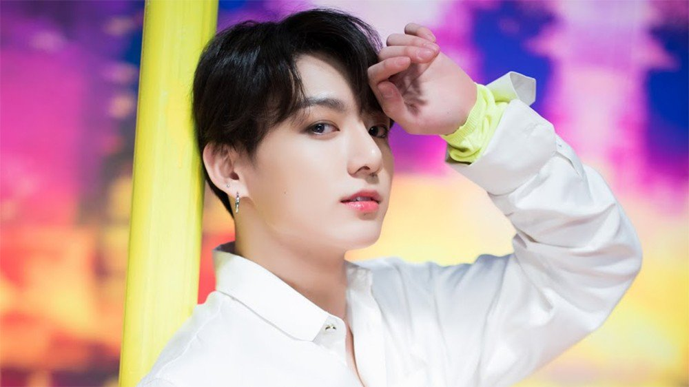 Sau J-Hope BTS đến lượt Jungkook khiến fan 'lụi tim' khi tung tin về ca khúc mới