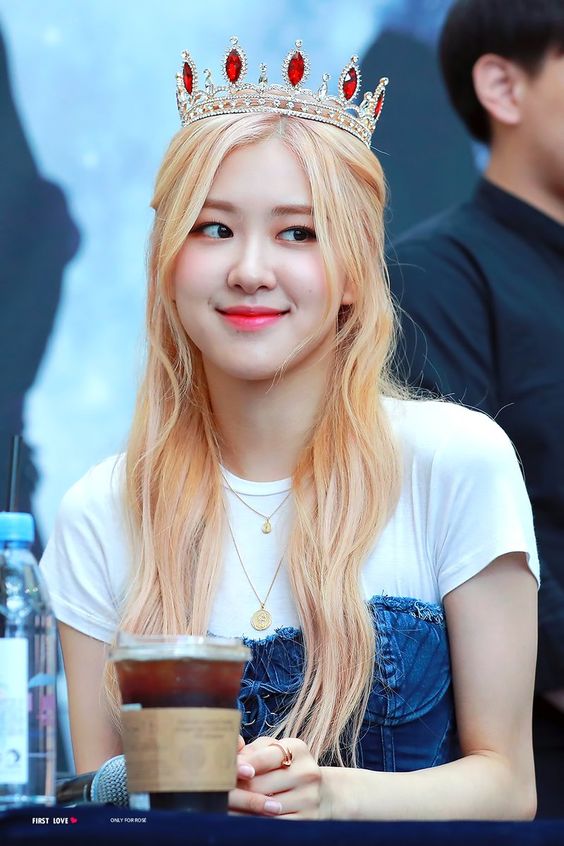 Rosé (Blackpink) lọt top 4 thần tượng nữ, màu giọng của Rose, chất giọng của rose, Taeyeon, Rosé, Joy, Hwasa, Girls' Generation, Blackpink, Red Velvet, MAMAMOO