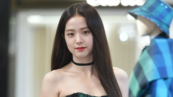 'Nín thở' trước vẻ đẹp hớp hồn của Jisoo (Blackpink) trong sự kiện Dior