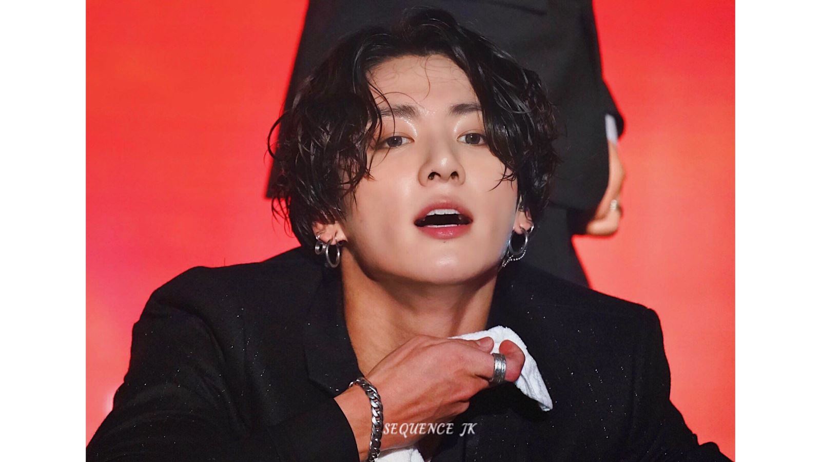 Tại sao video Jungkook BTS nhảy 'Black Swan' gây sốt MXH?