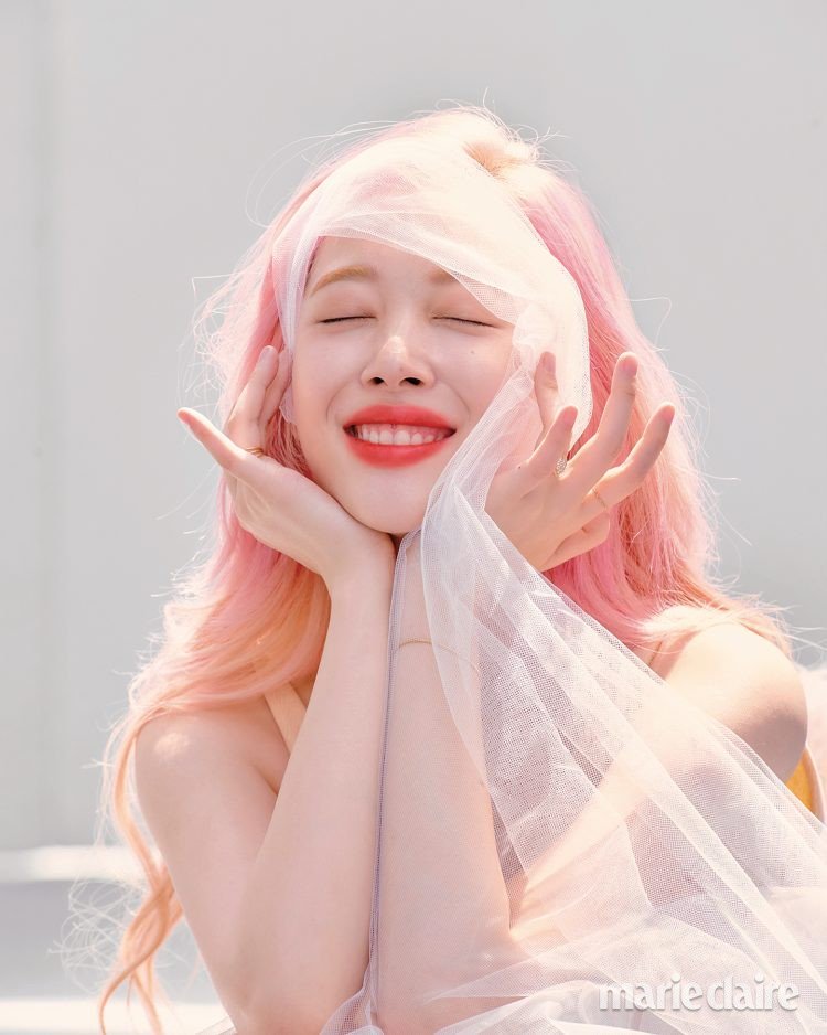 sulli tự tử, Sulli chết, Sulli qua đời, Choi Sulli, sulli choi, sulli fx, Ca sĩ Sulli, f(x), fx, choi jin ri, Sulli choi, Sulli fx, Sulli tự tử, ca sĩ sulli, sulli chết