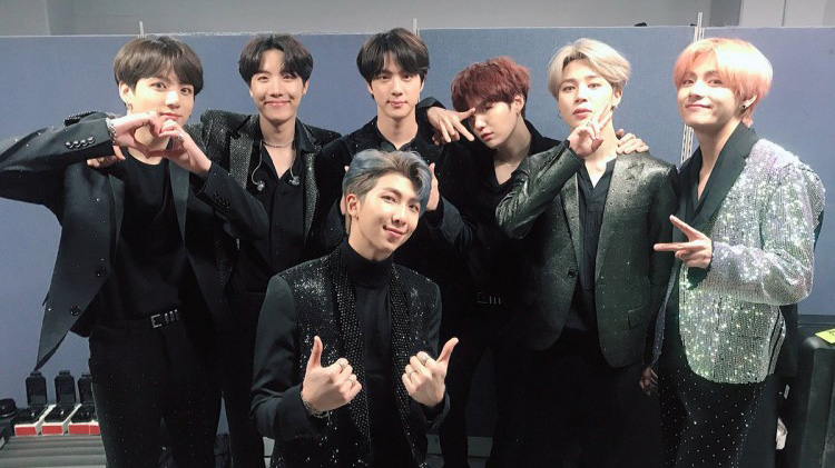 BTS dạy fan những cách 'thả thính' cực đáng yêu trong trailer lễ trao giải SBS Gayo Daejun