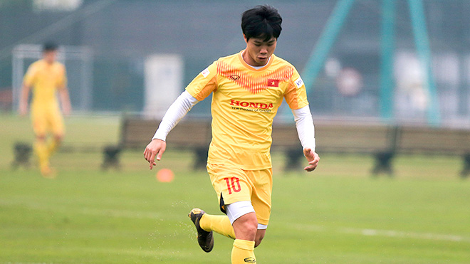 HLV Kiatisuk giúp Công Phượng thăng hoa?