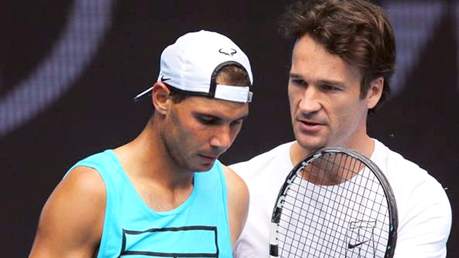 Carlos Moya: 'Rafa Nadal có khả năng thích nghi đặc biệt'