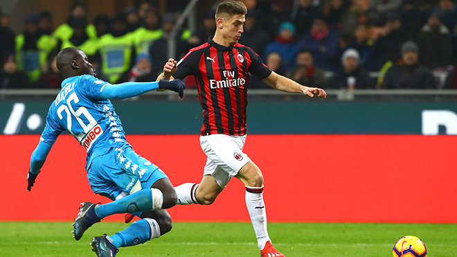 Piatek là canh bạc đáng chơi của Milan