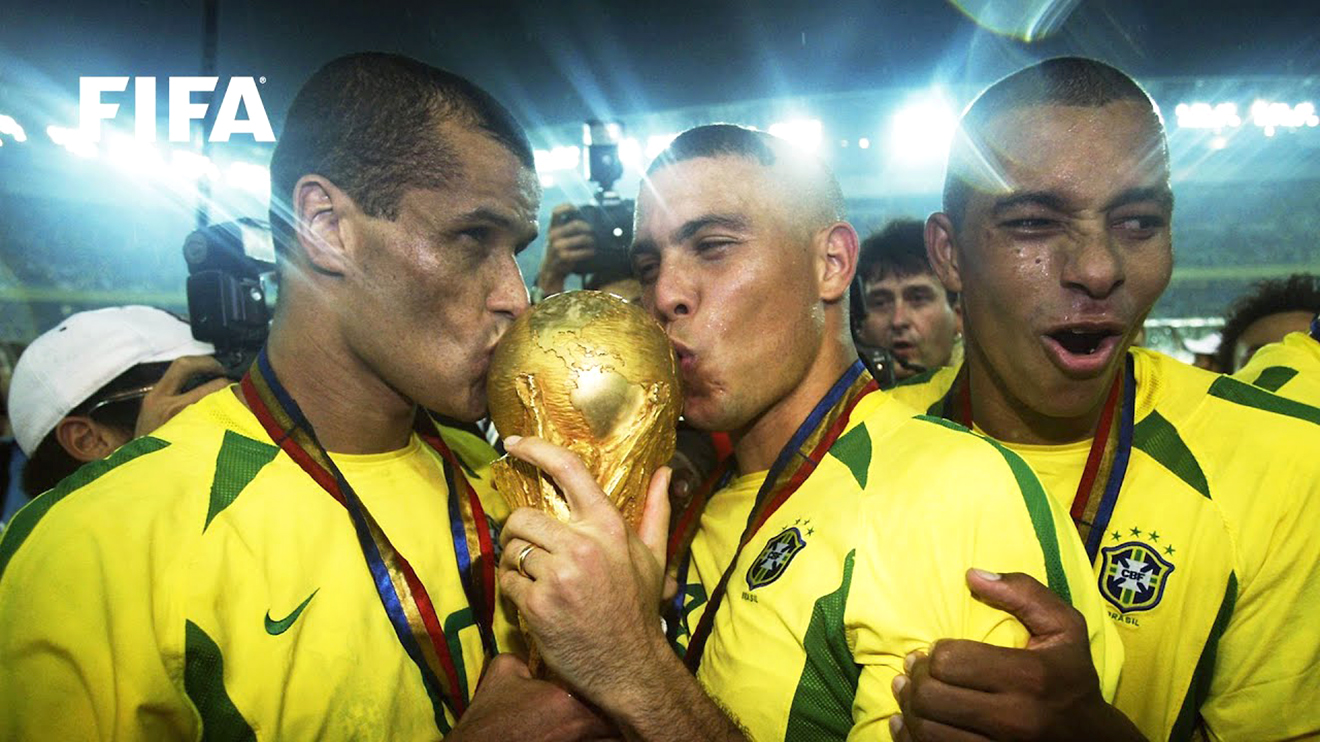 Những người hùng World Cup 2002 giờ ở đâu?