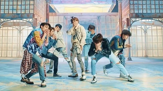 BTS tiếp tục lập kỷ lục, ‘Fake Love’ ra mắt đã chiếm vị trí 10 BXH Billboard Hot 100