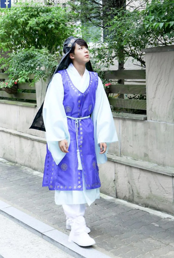 BTS, BTS Trung thu, BTS Chuseok, BTS hanbok truyền thống, BTS ISAC Chuseok Đặc biệt