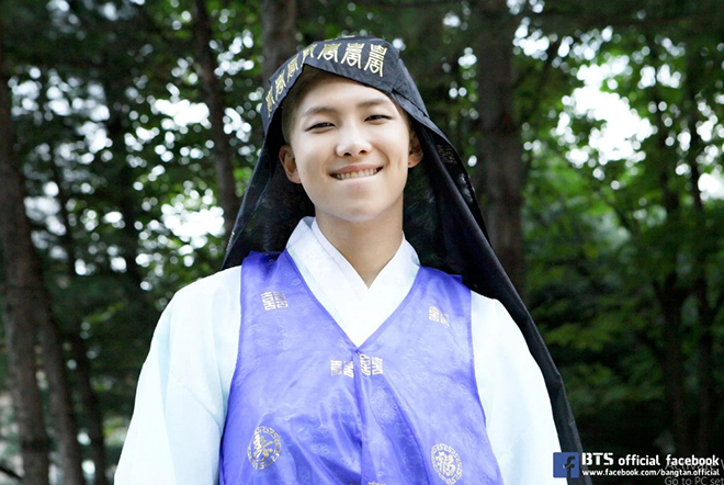 BTS, BTS Trung thu, BTS Chuseok, BTS hanbok truyền thống, BTS ISAC Chuseok Đặc biệt