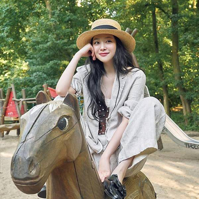 Sulli, Sulli tự vẫn, Sulli trầm cảm, Sao Hàn trầm cảm, Sao Hàn tự vẫn, Kim Jong Hyun, Jeon Mi Seon, sulli choi, Sulli chết, Sulli tự tử, sulli f(x), sao hàn tự tử, kpop