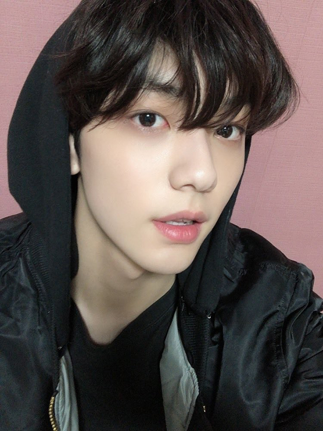 TXT, Txt, Soobin, Soobin selfie, Soobin ảnh tự sướng, txt