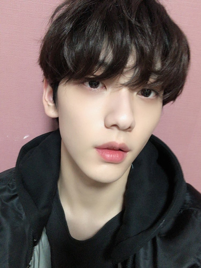 TXT, Txt, Soobin, Soobin selfie, Soobin ảnh tự sướng, txt