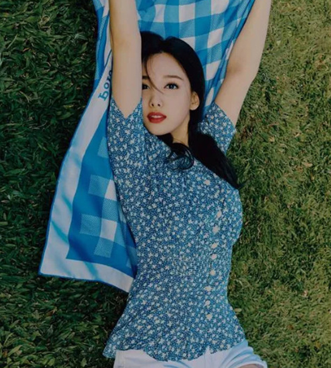 Twice, Nayeon, Tạp chí Cosmopolitan, Nayeon Twice chia sẻ khó khăn, TWICE