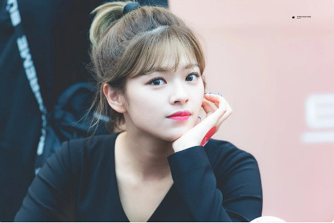 Twice, Jeongyeon, Jeongyeon gây rối, Jeongyeon khi nhỏ, TWICE