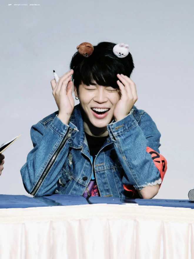 BTS, Bts, Jimin đeo bờm, jimin bts, Jimin cute, Rilakkuma, Jimin mochi, bts