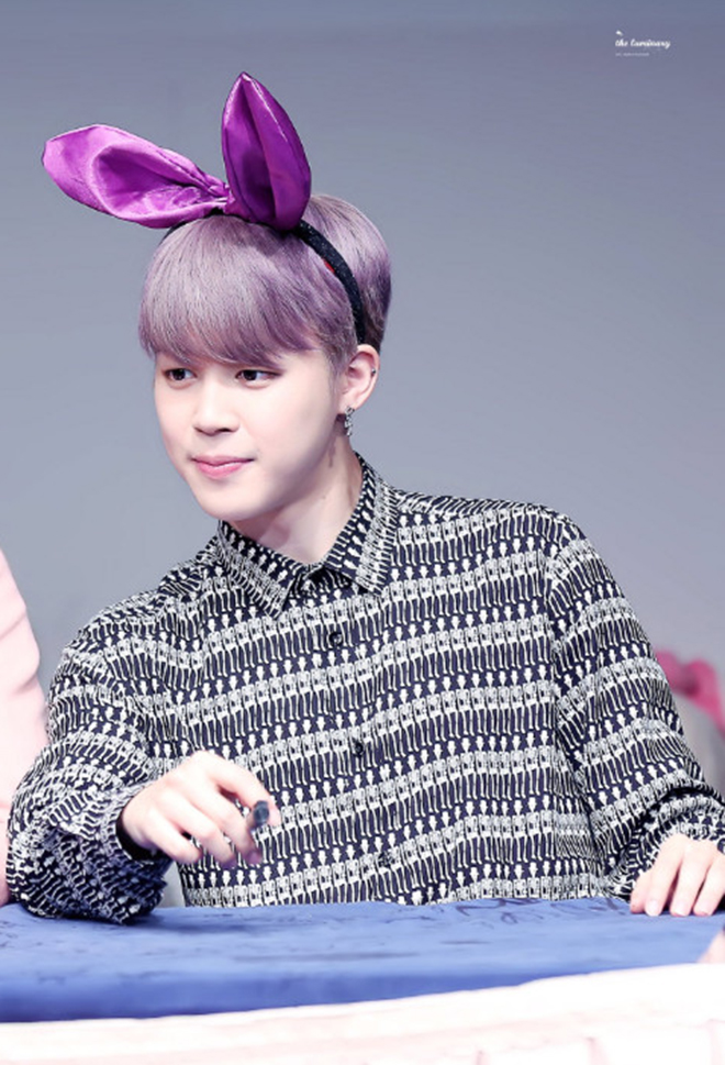 BTS, Bts, Jimin đeo bờm, jimin bts, Jimin cute, Rilakkuma, Jimin mochi, bts