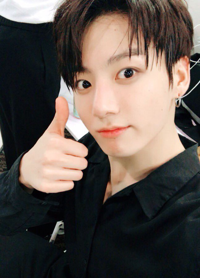 BTS, Jungkook, Jungkook ảnh tự sướng, Jungkook selfie, Jimin, RM BTS, J-Hope