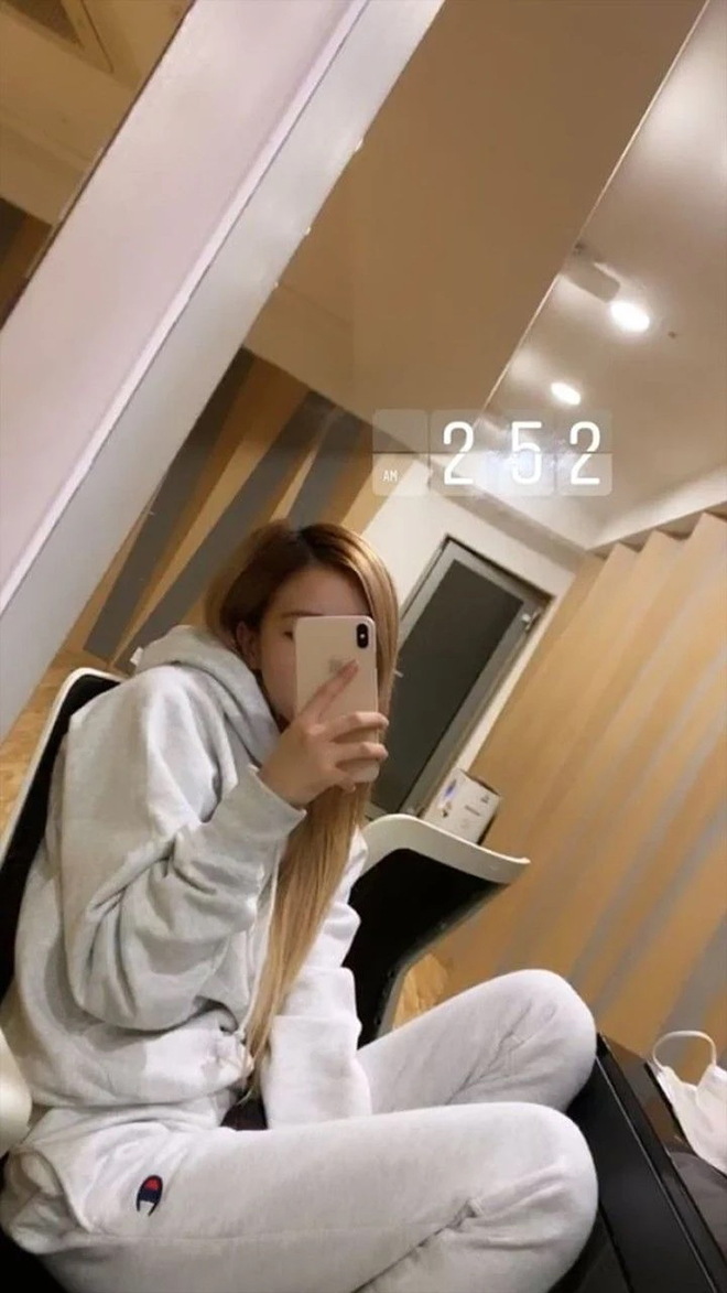 Blackpink, Rosé, Rosé chụp tự sướng trước gương, Rosé Nữ hoàng visual