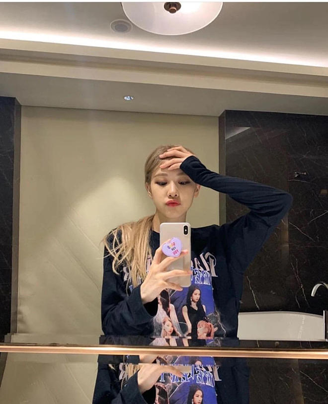 Blackpink, Rosé, Rosé chụp tự sướng trước gương, Rosé Nữ hoàng visual