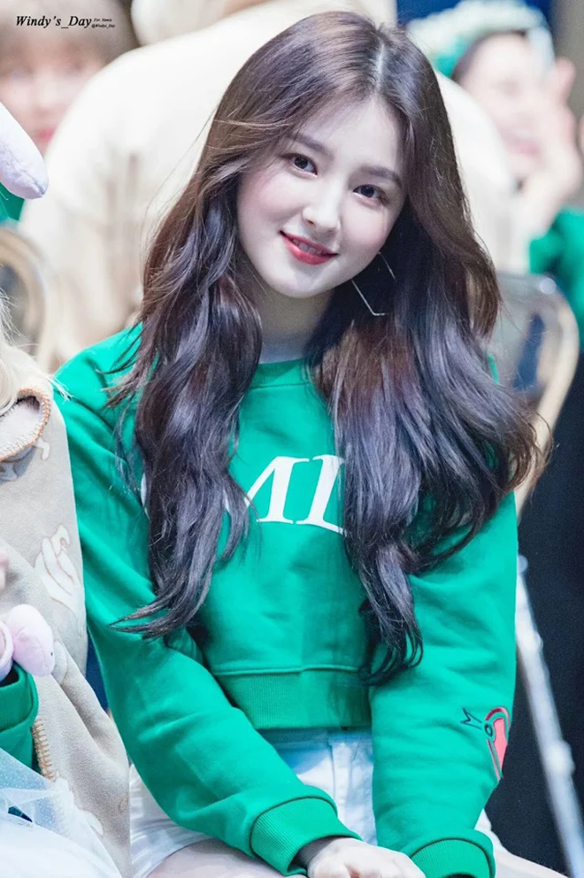 Momoland, Chia line trong Momoland, Nancy, Hyebin, Jane, Nayun, JooE, Ahin