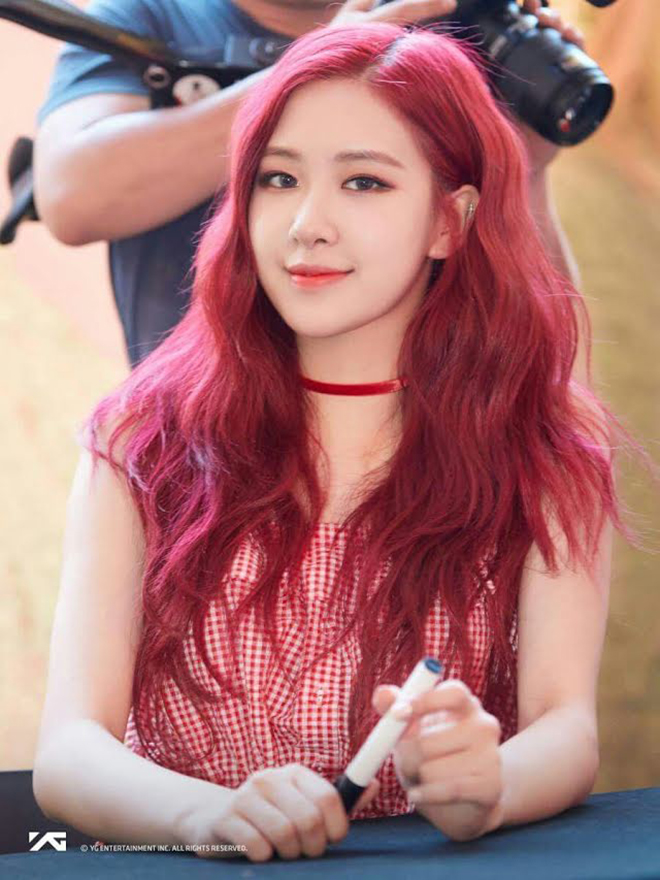 Blackpink, Rose, Rosé, The Album, Rosé luôn để tóc tẩy, Blackpink tại fansign