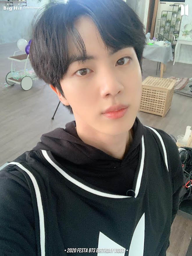 BTS, Ảnh tự sướng của BTS, Jungkook, Lịch sử BTS, Dionysus, Black Swan, V BTS