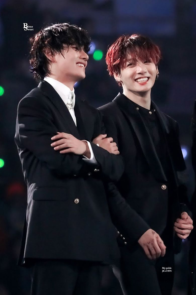 BTS, V BTS, Jungkook, Những lần V và Jungkook là fanboy của nhau, Taekook