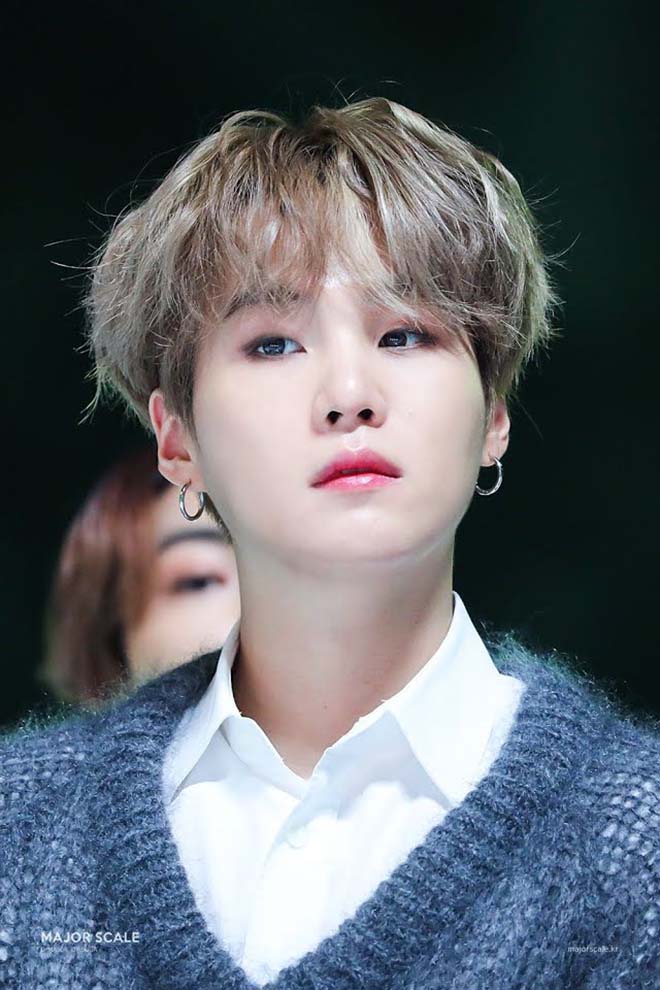 BTS, Suga, 4 thần tượng Kpop suýt không được debut, Jihyo Twice, Seulgi, EXO