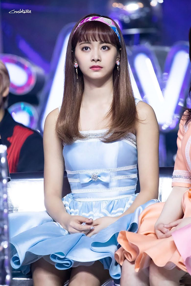 Twice, Tzuyu. Tzuyu Twice với visual như các công chúa Disney, Cinderella, Elsa