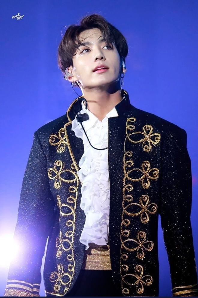 BTS, Jungkook, Jungkook hiện diện mạnh mẽ trên sân khấu, Jungkook kết màn