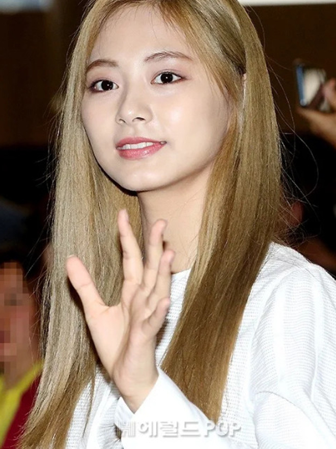 Tzuyu Twice, Twice, Sân bay Quốc tế Gimpo, Tokyo, Tzuyu Twice đẹp không tì vết