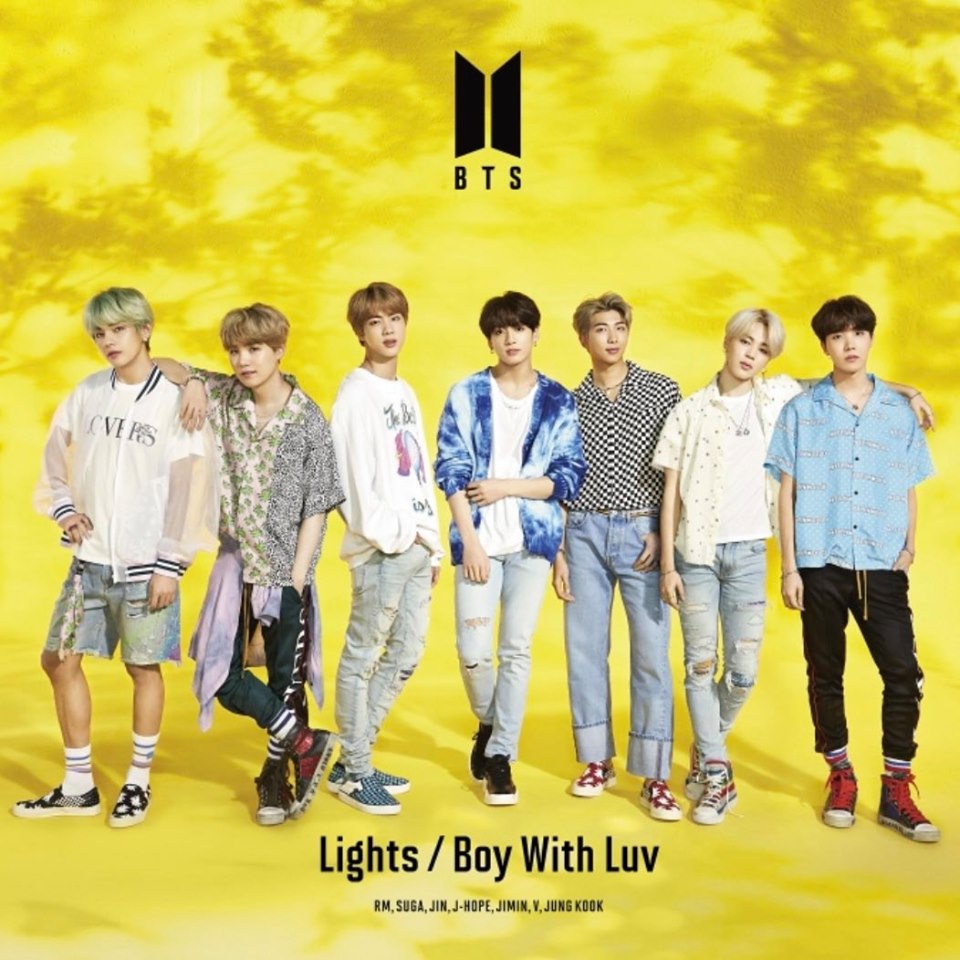 BTS, Celine Dion, Lights, Boy With Luv, BTS phá vỡ kỷ lục, Oricon Nhật Bản