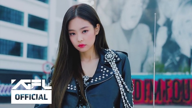 Vượt mặt hàng loạt đàn chị, Jennie Blackpink dẫn đầu mặt trận Youtube với 'SOLO'