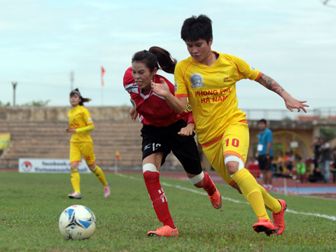 Chân sút Lê Thu Thanh Hương đang trở lại ấn tượng cùng Phong Phú Hà Nam