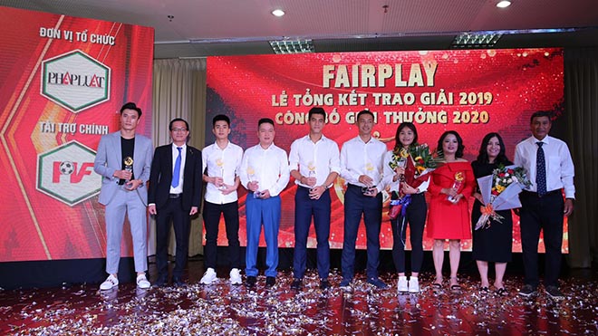 bóng đá Việt Nam, tin tức bóng đá, bong da, tin bong da, Chương Thị Kiều, giải thưởng fair play, V League, DTVN, lịch thi đấu vòng 4 V League, AFF Cup, BĐTV