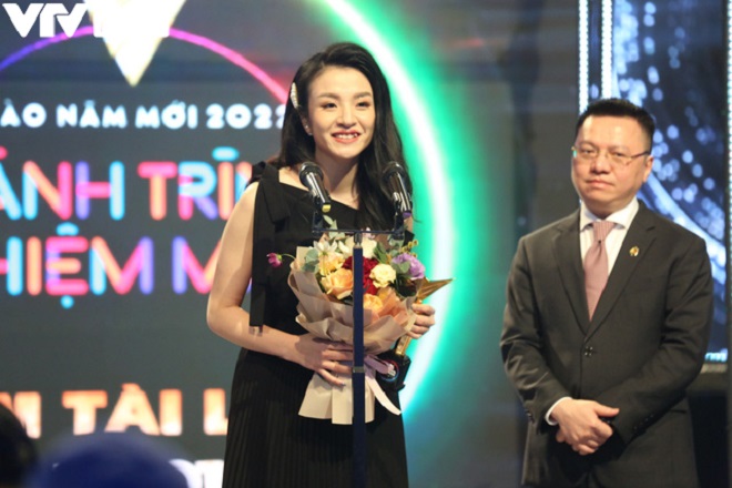 VTV Awards 2021, Lễ trao giải VTV Awards 2021, Ấn tượng VTV, Chào năm mới, Chào năm mới 2022, Hành trình nhiệm màu, Chúc mừng năm mới 2022, Diễn viên ấn tượng