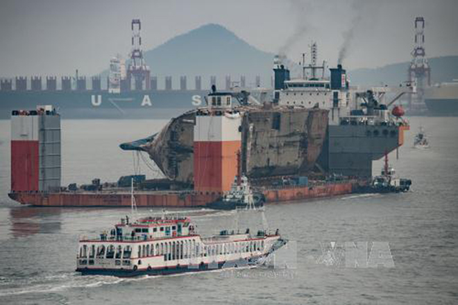 Giả mạo thời gian xảy ra vụ chìm phà Sewol, phụ tá của cựu Tổng thống Park Geun-hye bị truy tố 