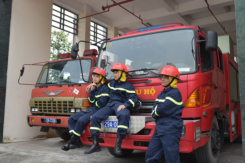 Lửa ấm, Phim Lửa ấm, Phim truyền hình Lửa ấm, Phim mới, Phim truyền hình, NSND Trọng Trinh, NSND Lan Hương, NSƯT Trương Minh Quốc Thái, Thu Quỳnh, Thúy Hằng, Mạnh Quân